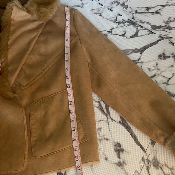 Chico’s Tan Faux Shearling and Faux Suede Leather Jacket Size Small - Picture 14 of 15